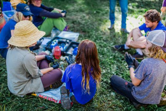 Citizen scientists testing water quality as part of Bellingen Riverwatch 2